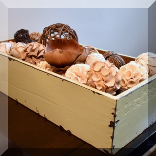 D36. Painted wooden box with decorative balls